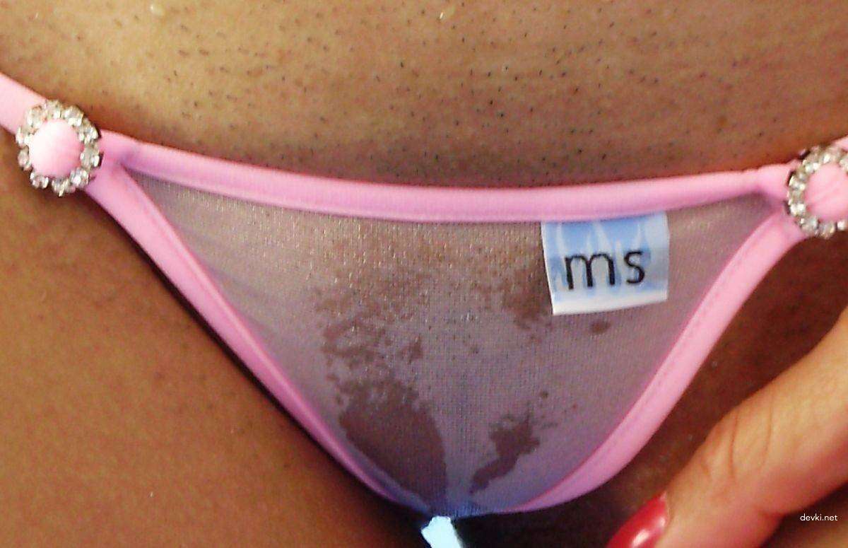 Amateur American Slut Home Photos: Explicit XXX Content