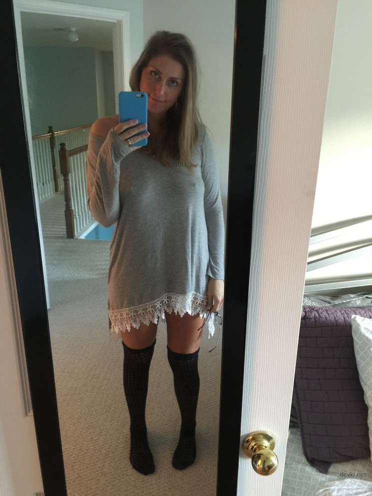 Voluptuous Busty Girl Amateur Photo - Explicit and Bold Content