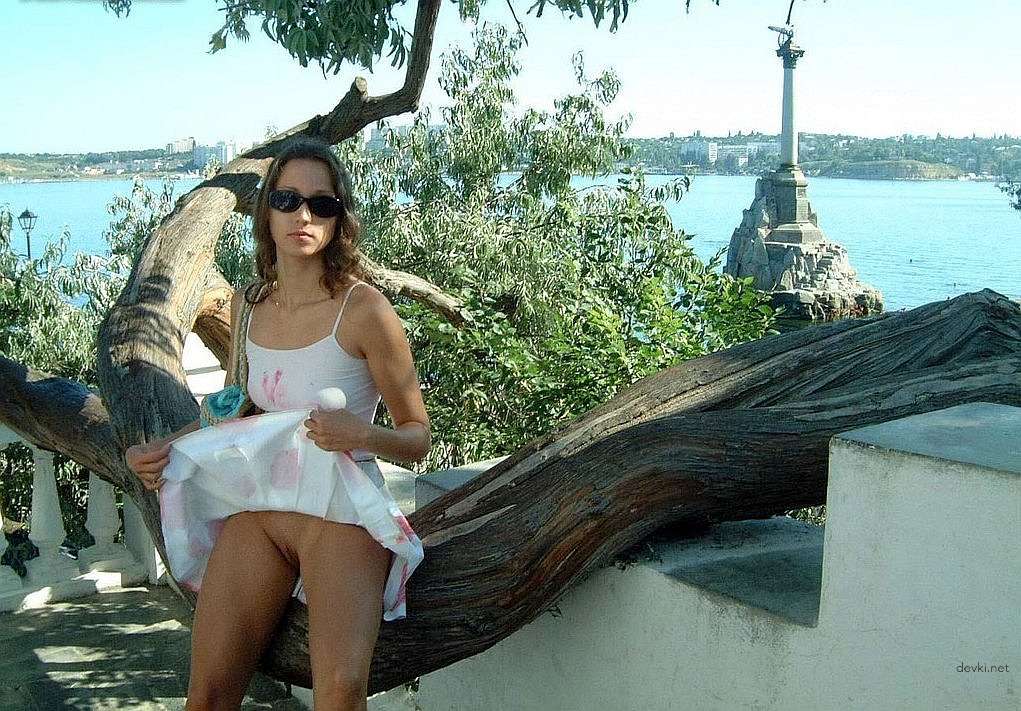 Women Expose Naked Bodies: Explicit Display of Female Nudity
