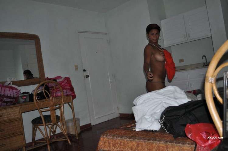 Private Busty Girl Amateur Photos: Explicit and Uncensored Collection
