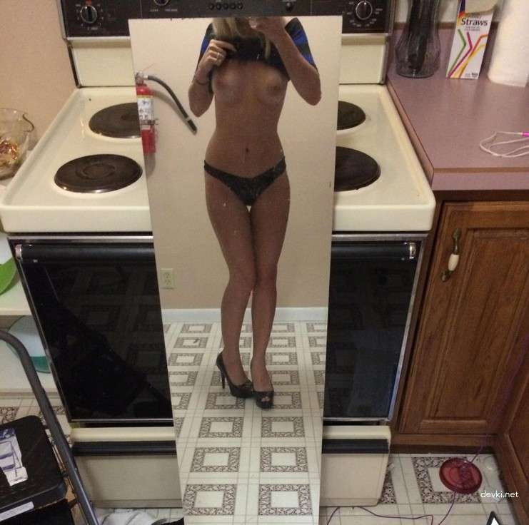 Anal Plug in Ass: Hardcore Anal Sex Photo