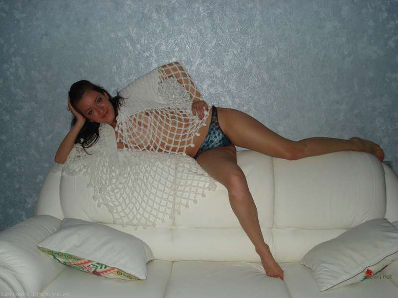 Topless Girl Private Erotic Amateur Photo - Explicit and Provocative