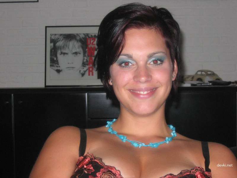 Amateur Wife Homemade Porn Photos: Explicit XXX Pictures of Hot Russian MILF