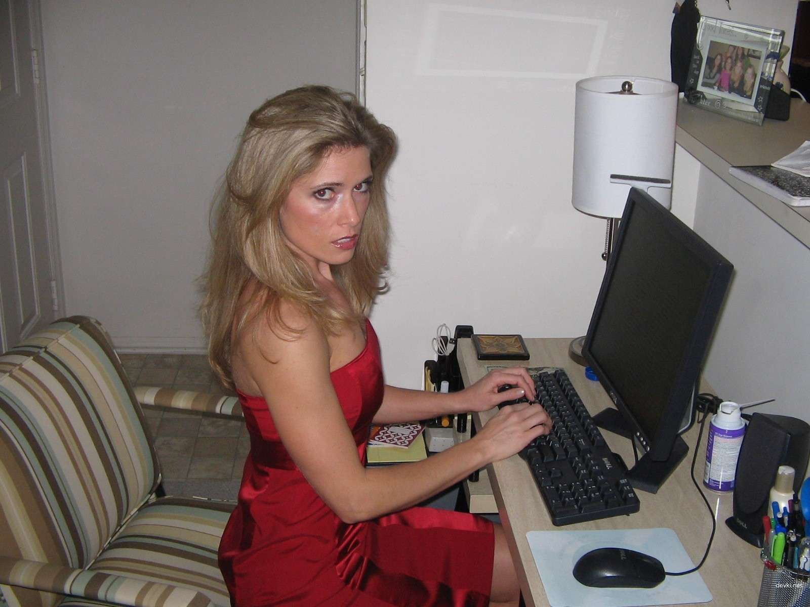 Hot Blonde's Mind-Blowing Homemade Sex Tape