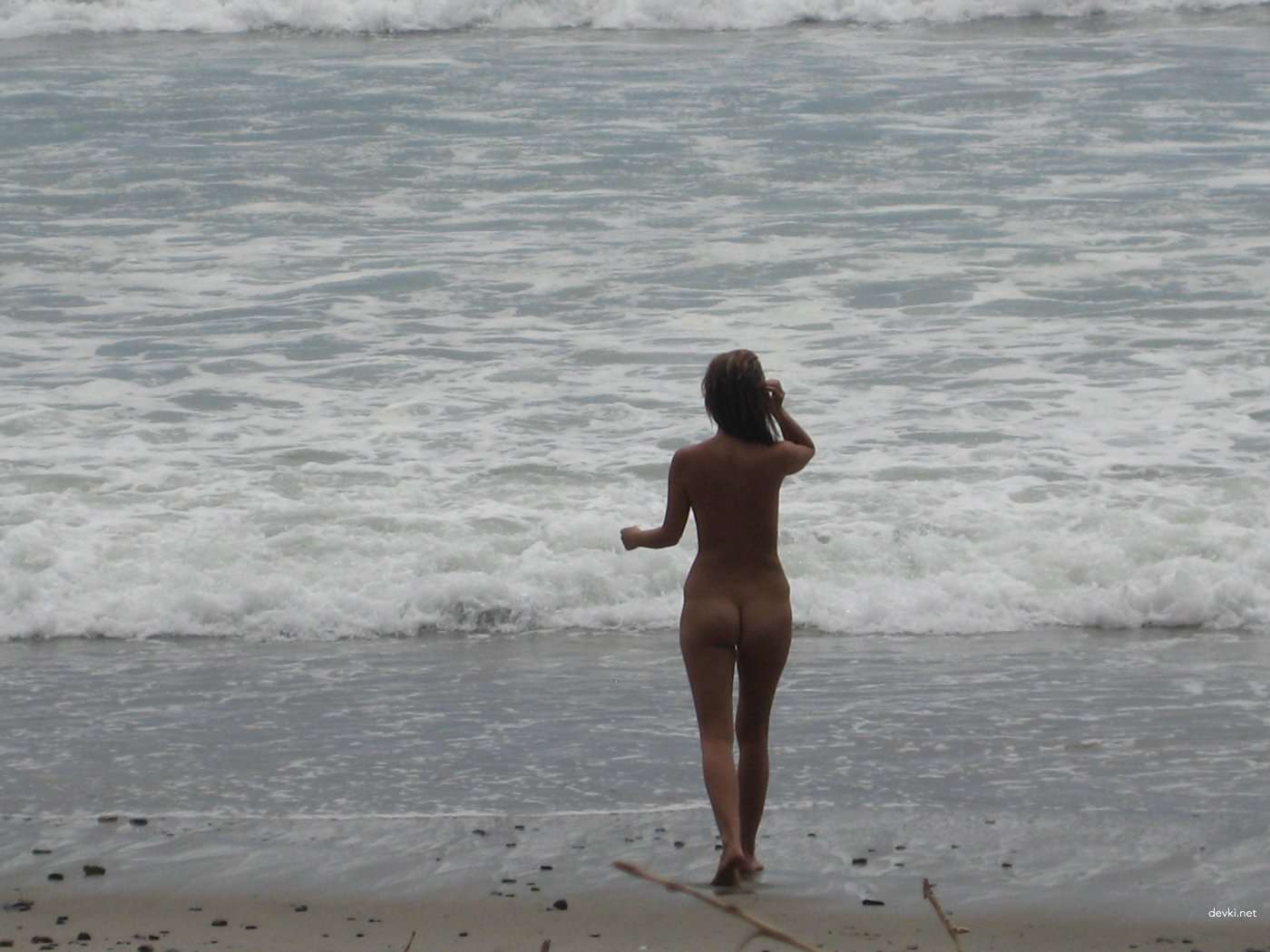 Hot Vacation Slut Fucks Herself with Bottle: Explicit Solo Porn