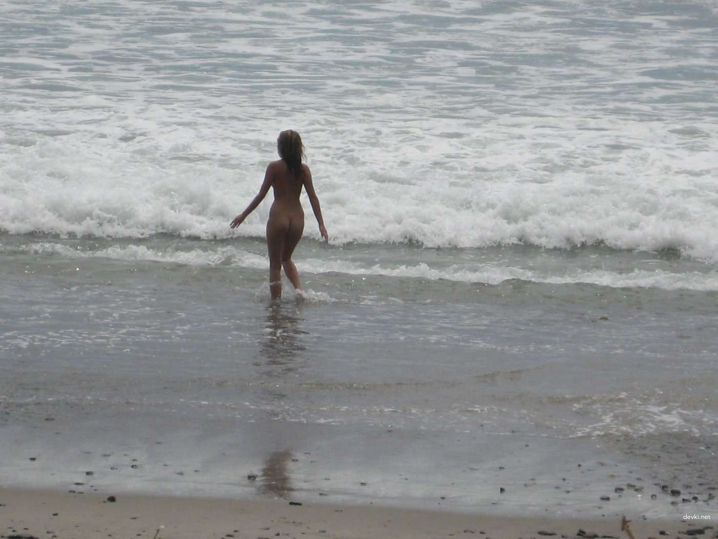 Hot Vacation Slut Fucks Herself with Bottle: Explicit Solo Porn