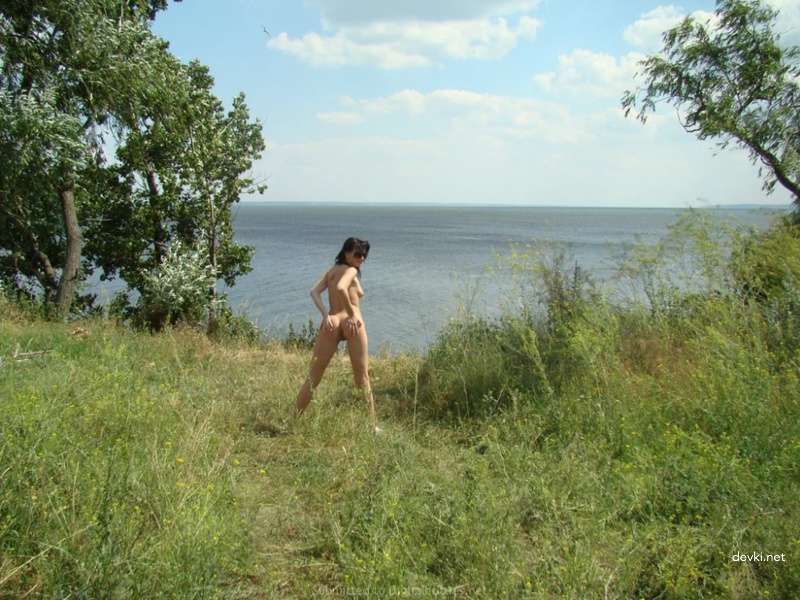 Beautiful Woman Relaxing: Explicit Vacation Porn Pic