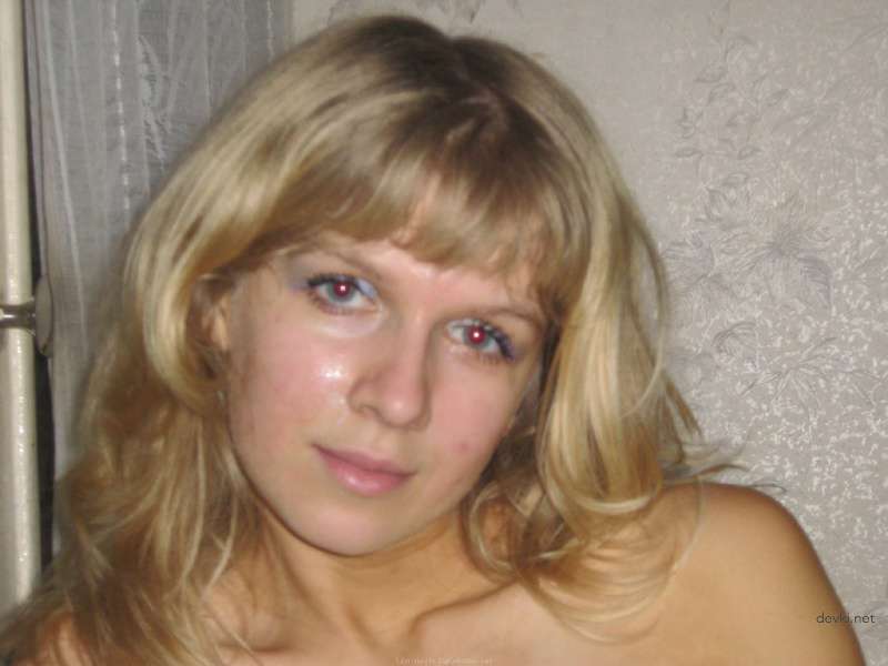 Explicit Amateur Intimate Photos of Young Couple - Uncensored Love Scenes