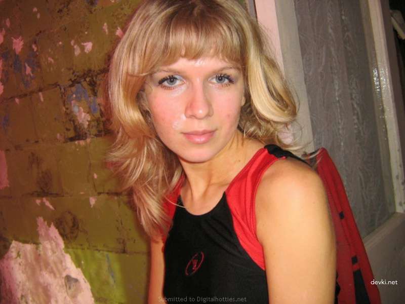 Explicit Amateur Intimate Photos of Young Couple - Uncensored Love Scenes