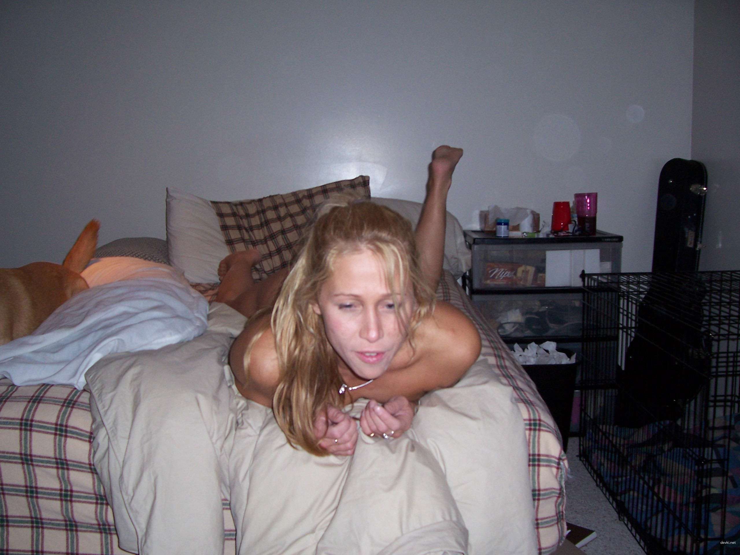 Seductive Amateur Topless Girl Poses Explicitly - Bold and Uncensored!