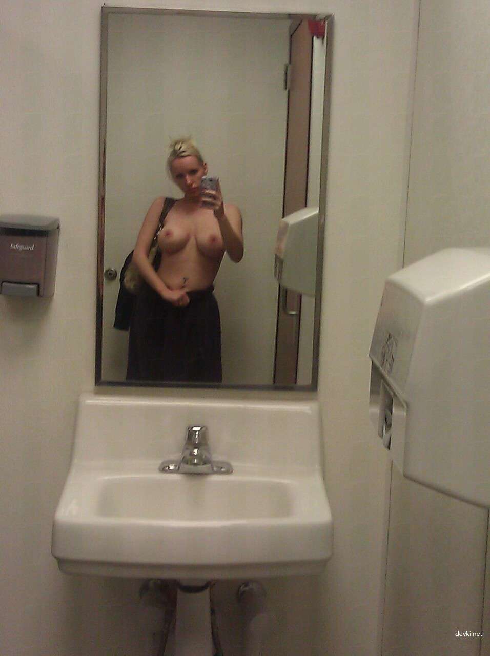 Sexy Girl Capturing Her Boobs - Hot Amateur Photo Shoot