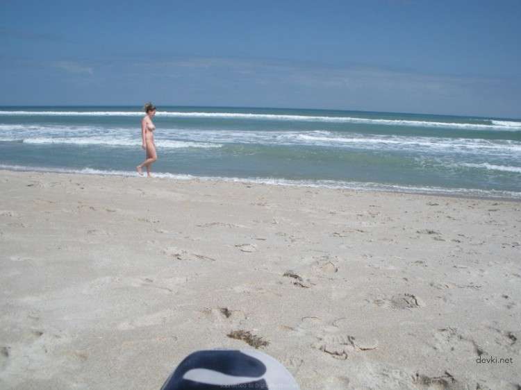 Sexy Pirate Girl: Hot Amateur Photo Shoot