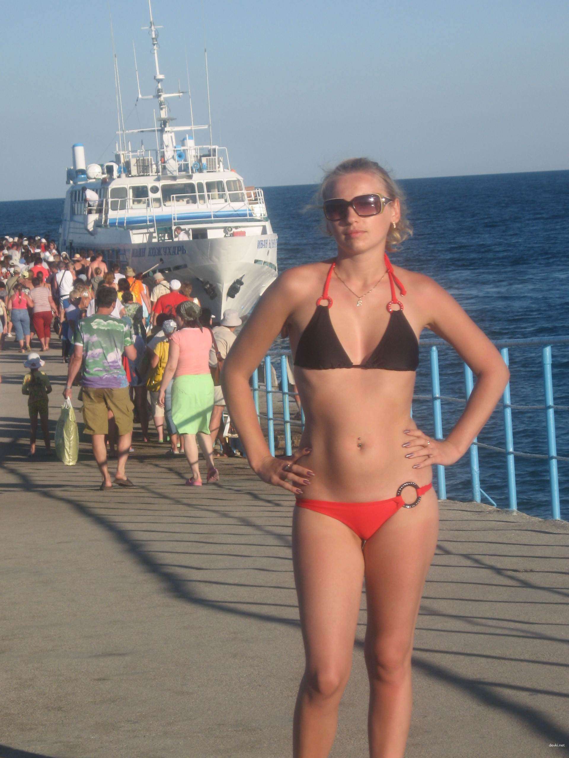 Private Erotic Vacation Amateur Photos: Explicit and Sensual Getaway Shots