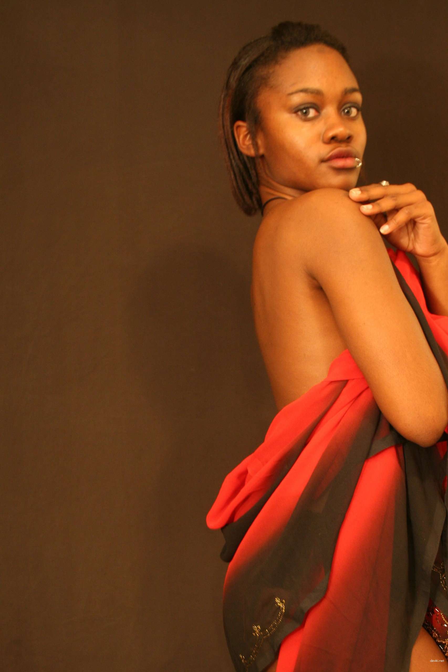Amateur Ebony Teen Photo: Explicit Black Girl Selfies