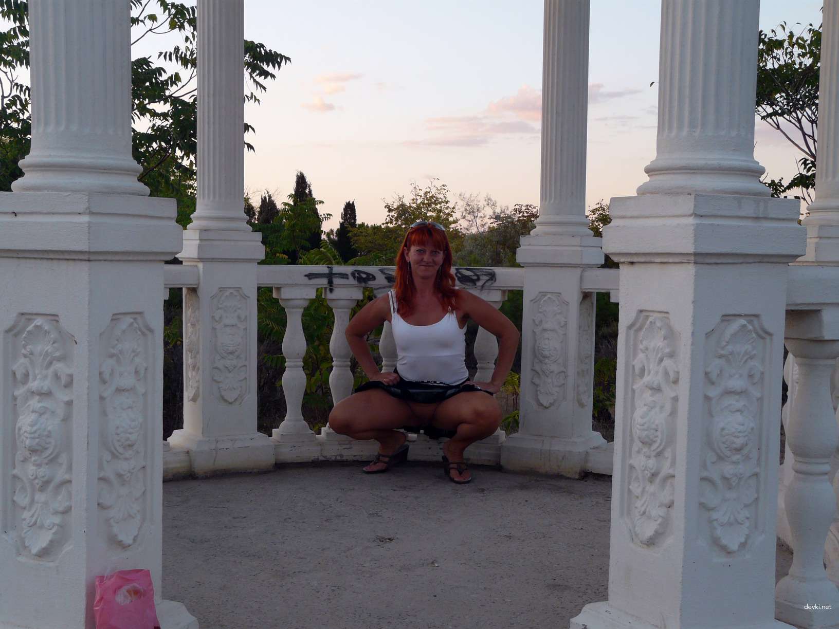 Explicit Amateur Nude Street Photo - Naked Woman Exposed Outdoors