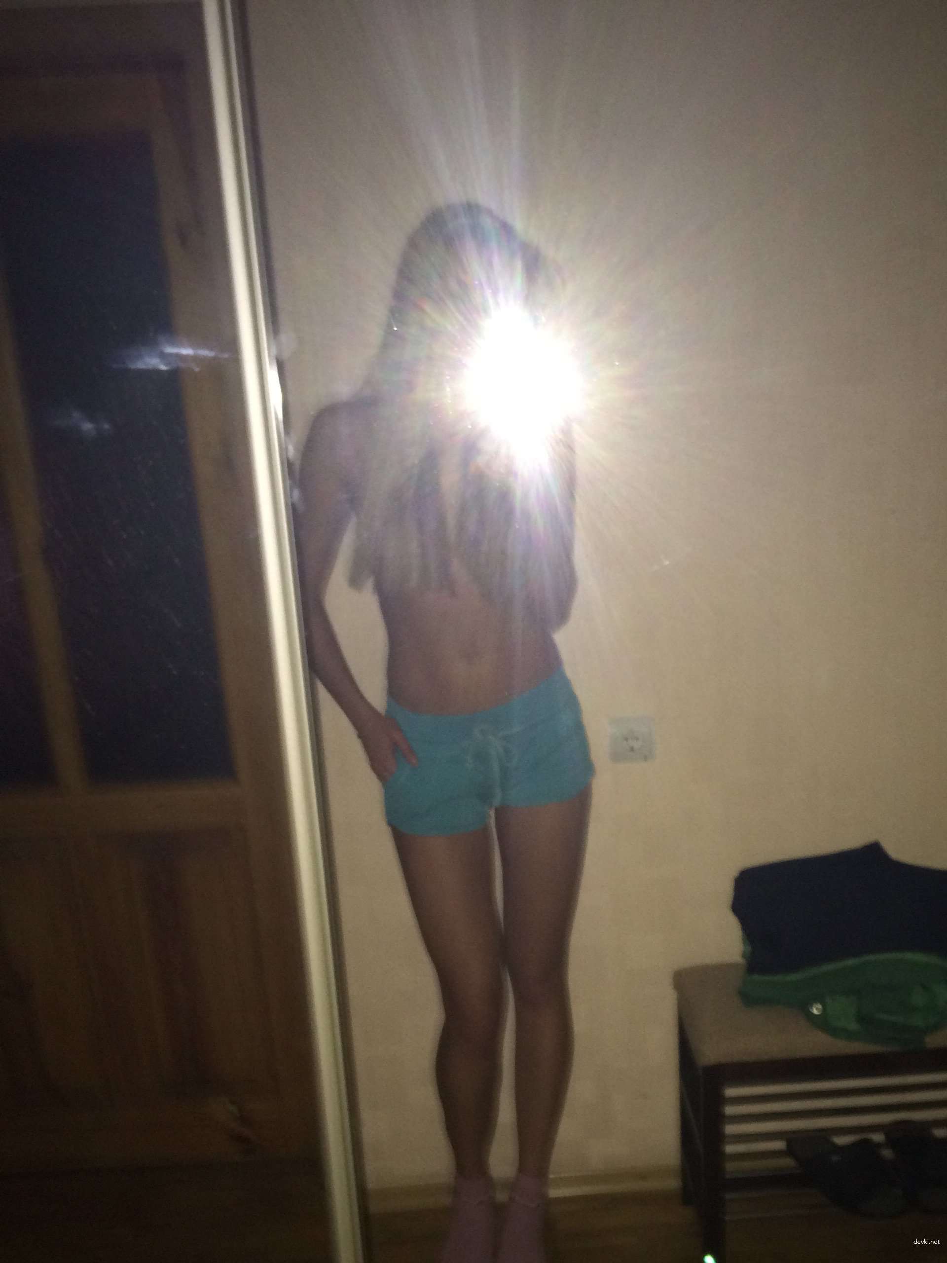 Amateur Erotic Photos of Cute Girl - Explicit Homemade Nudes