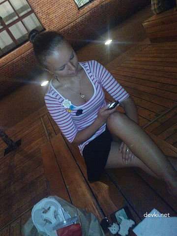 Explicit Amateur Photo of Stunning Girl - Sensual Beauty Captured