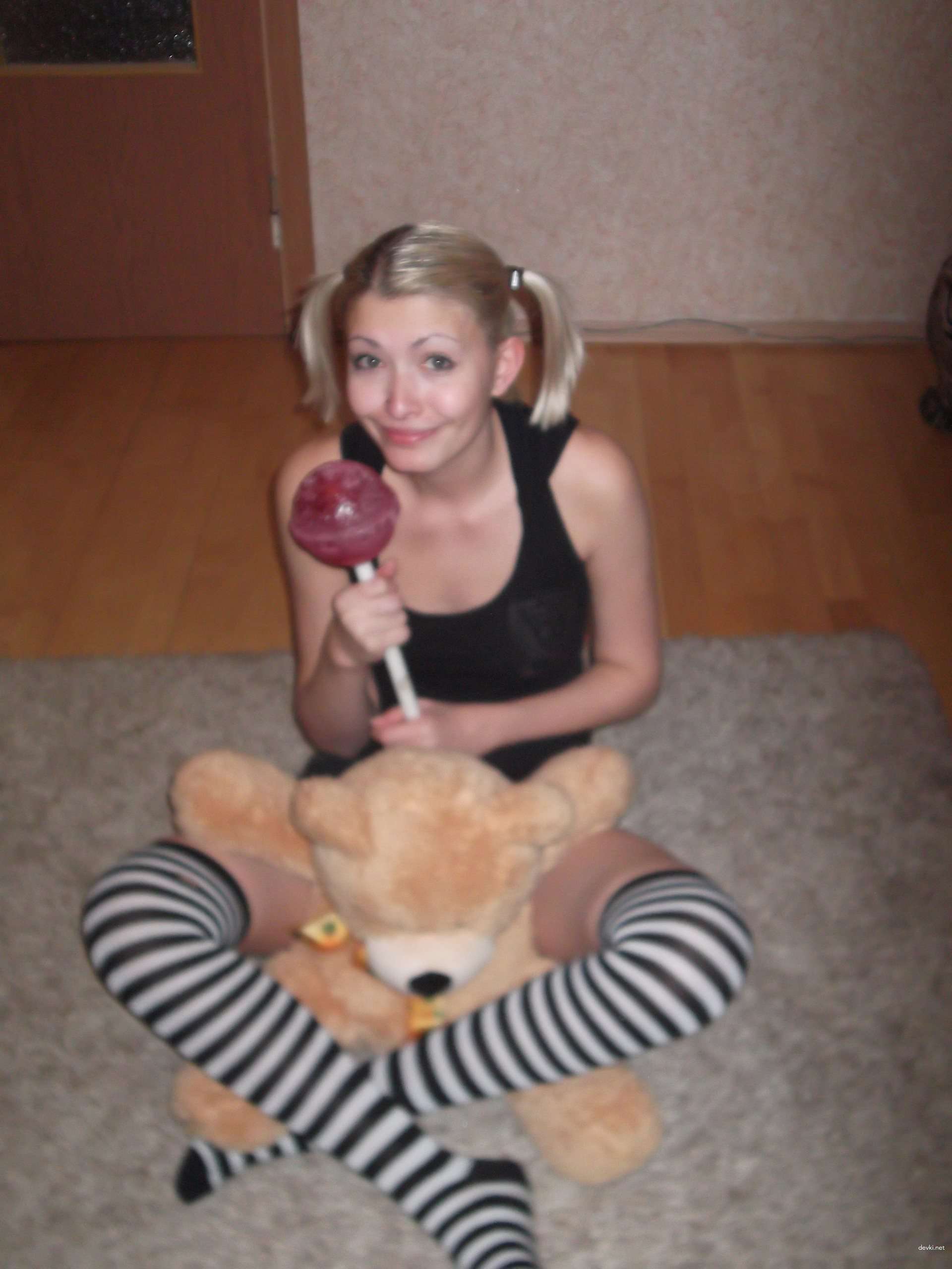Girl Masturbates Her Wet Pussy - Explicit Solo Play