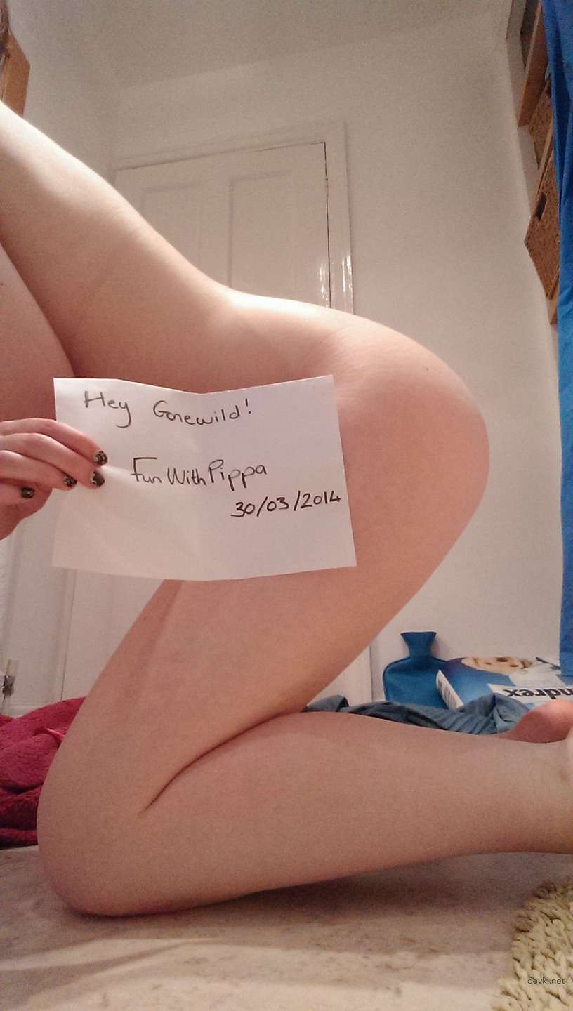 Sexy Girl with Juicy Booty: Explicit Amateur Erotica Photo