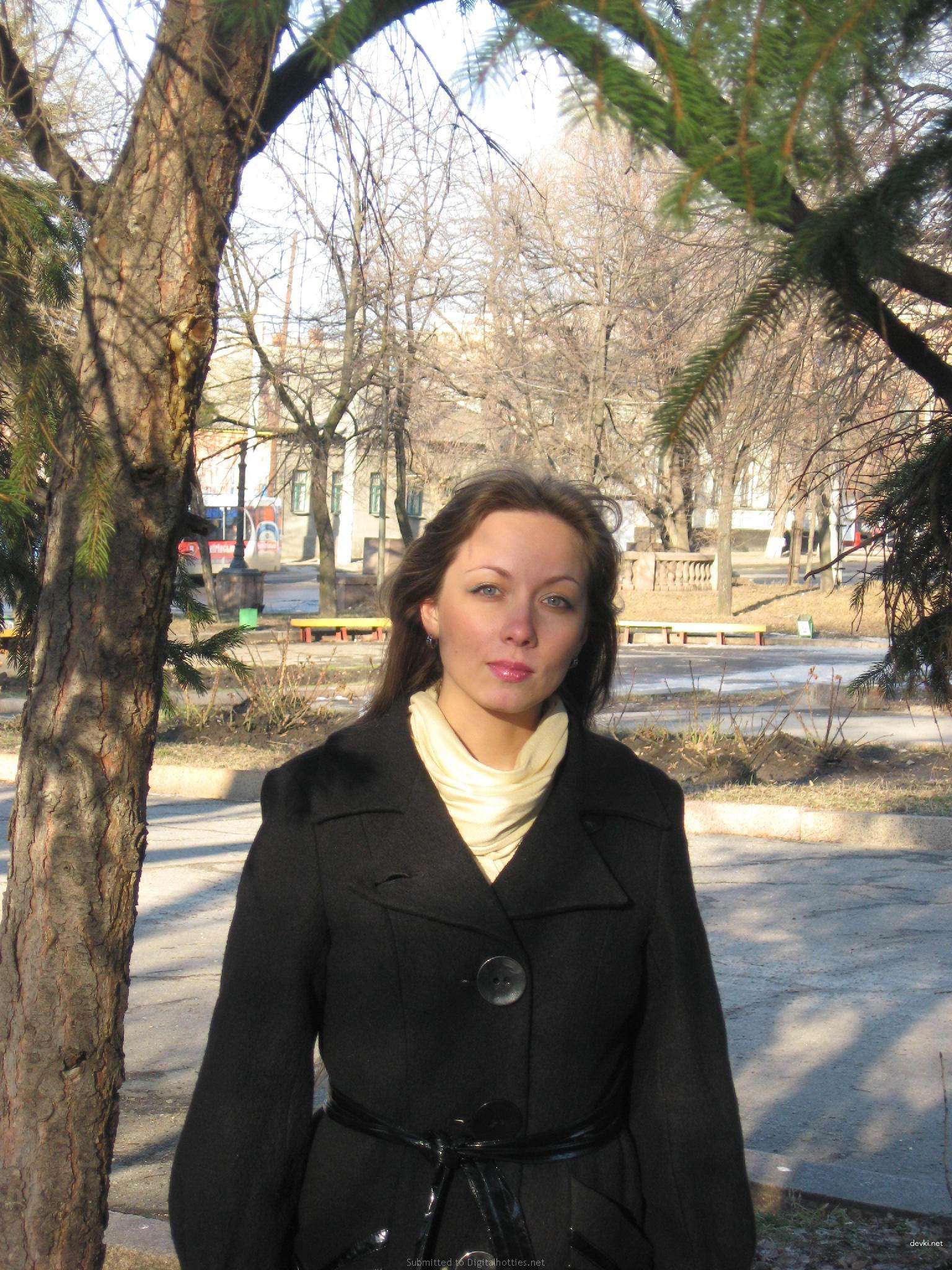 Russian Homemade Porn: Sexy Girl's Explicit Sex Tape