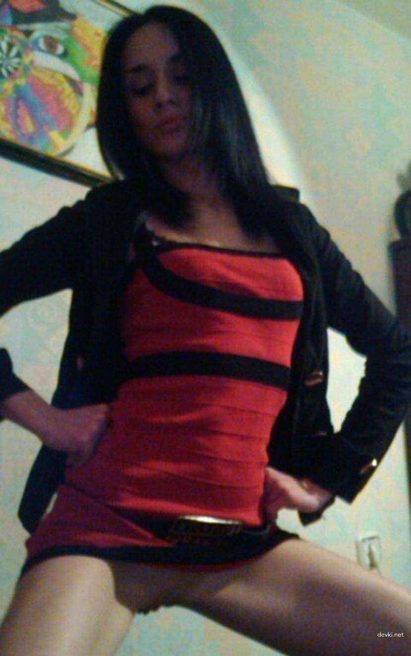 Slim girl deepthroats cock in explicit blowjob scene