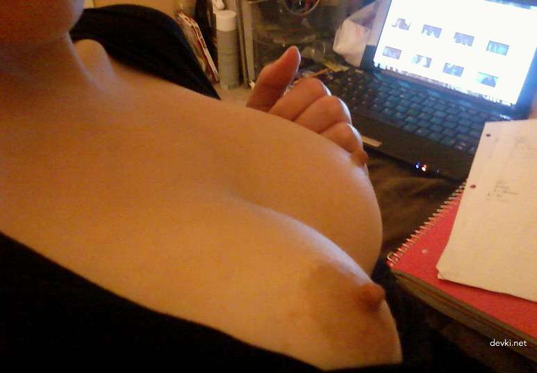 Hot Chick with Amazing Ass Gets Naughty