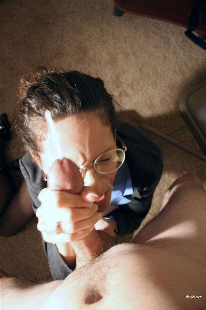 Mature Slut Porn Archive: Explicit XXX Photos of Naughty MILF