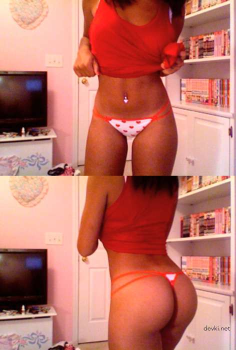 Latina Webcam Babe Exposes Her Sexy Body - Hot Solo Cam Show