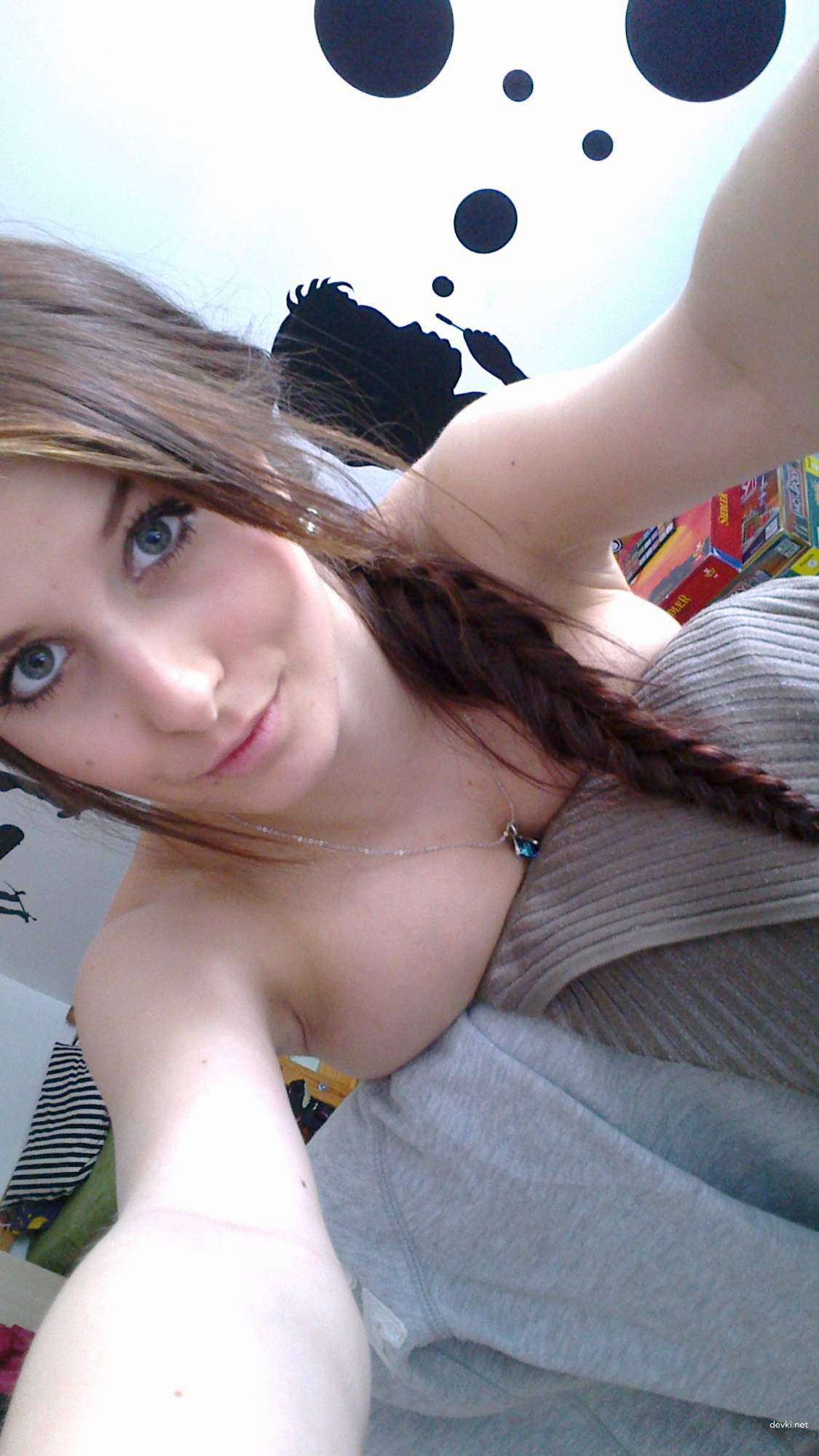 Explicit Selfie Collection: Hot Girls Show Off in Amateur Photos