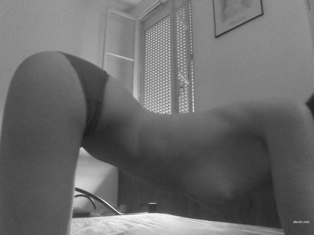 Hot young brunette gets naughty in steamy solo session