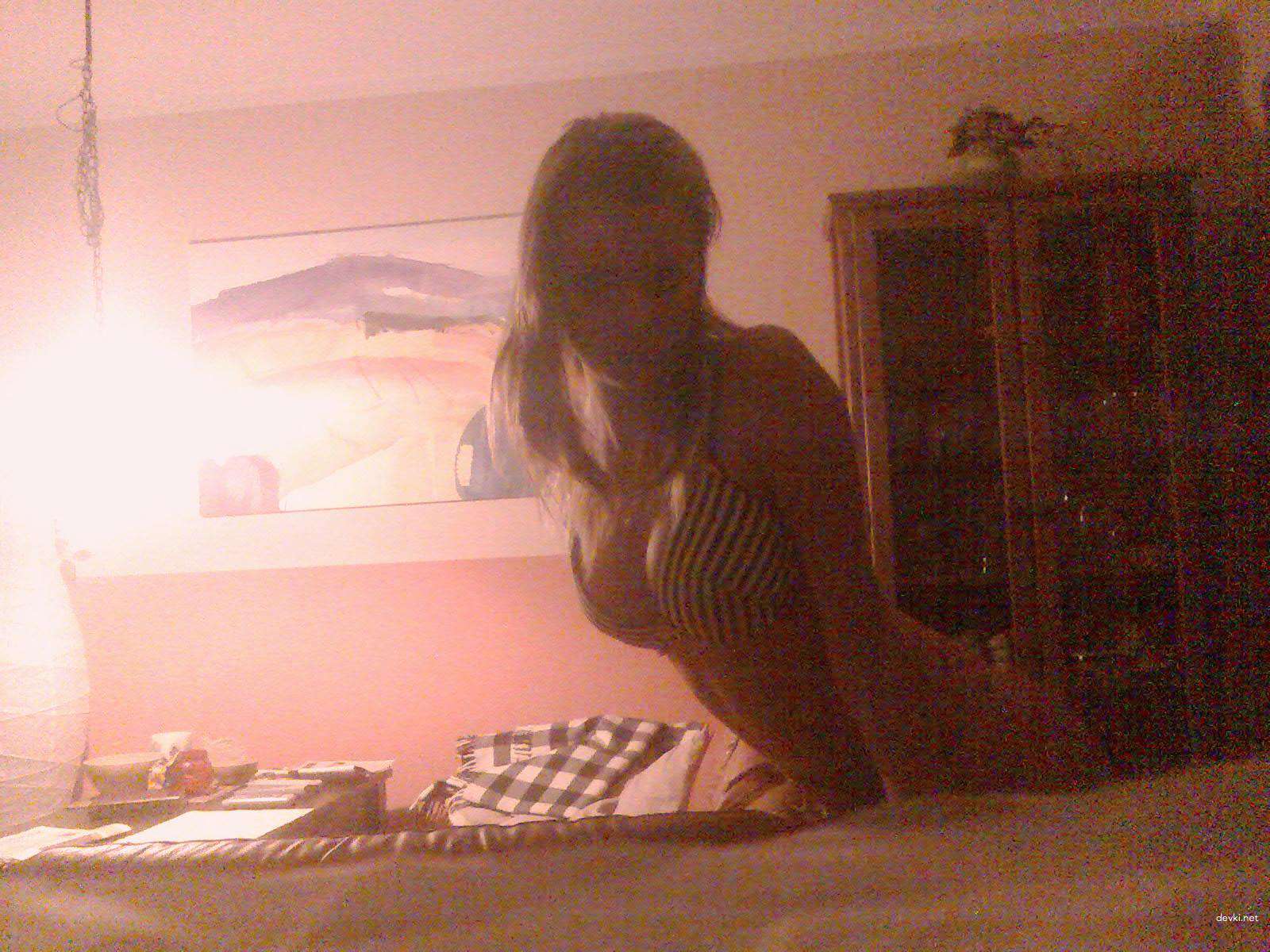 Naked Blonde Amateur Photos Part 4: Explicit and Bold!