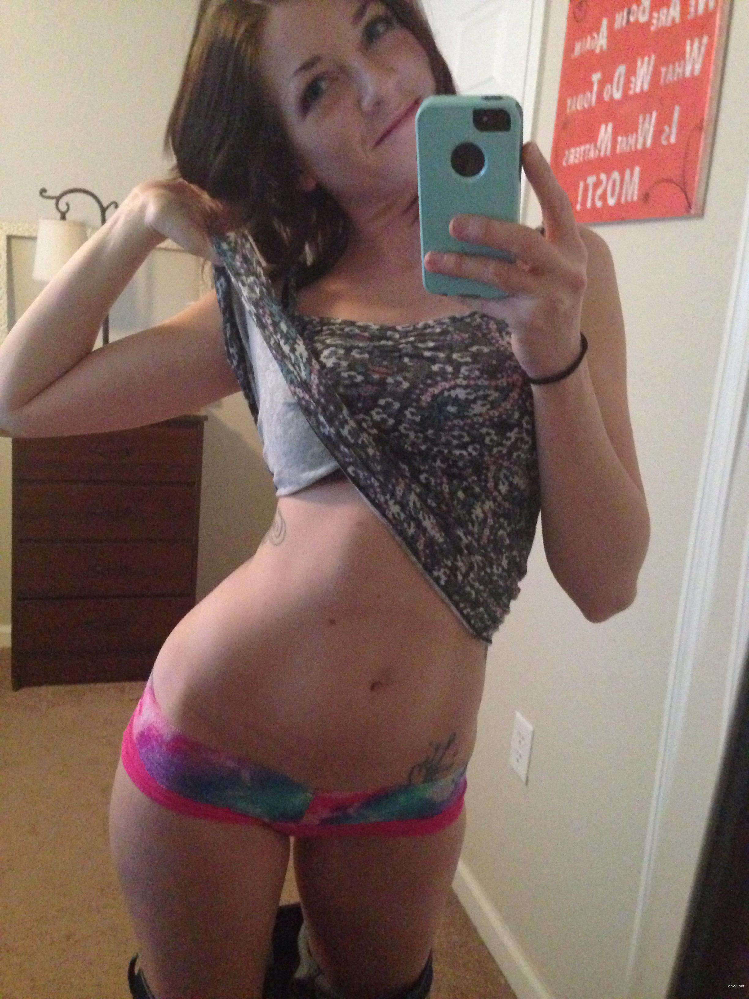 Naked Brunette Amateur Exposed (Part 3) - Uncensored Photos