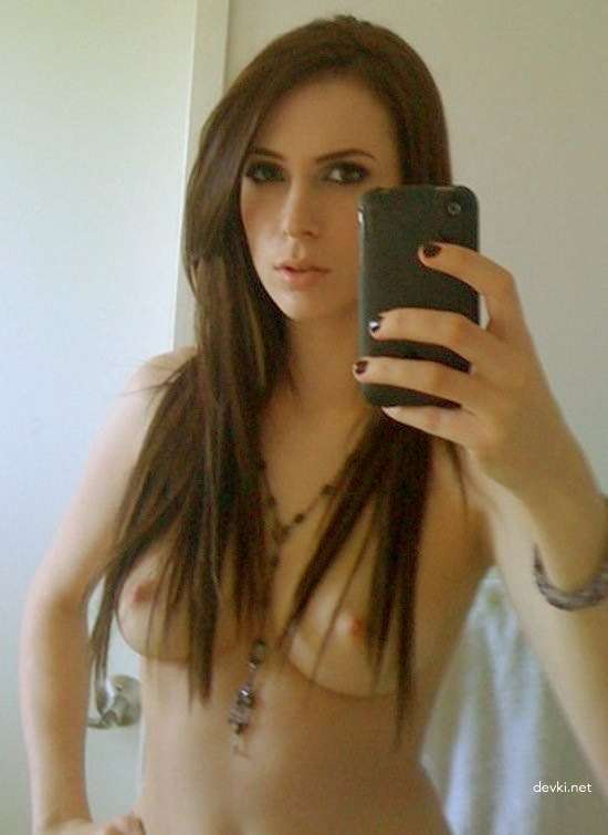 Explicit Selfie Collection: Amateur Girls in Hot Photos