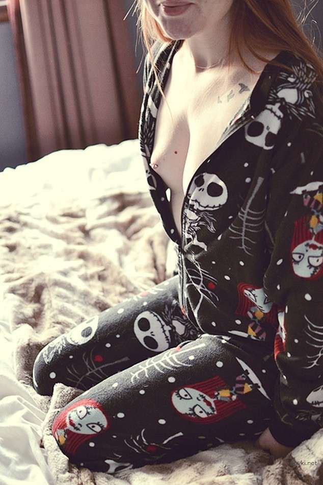 Private Redhead Girl's Explicit Nude Photo Shoot