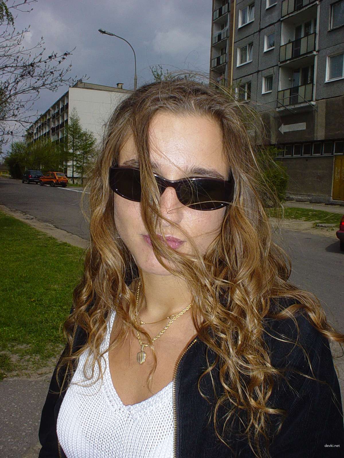 Curly Brunette Nude Amateur Photoshoot - XXX Explicit Content