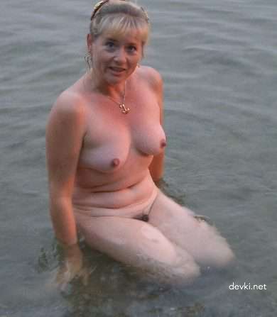 Hot Mature Women Nude (Part 5): Explicit MILF Photos for XXX Pleasure