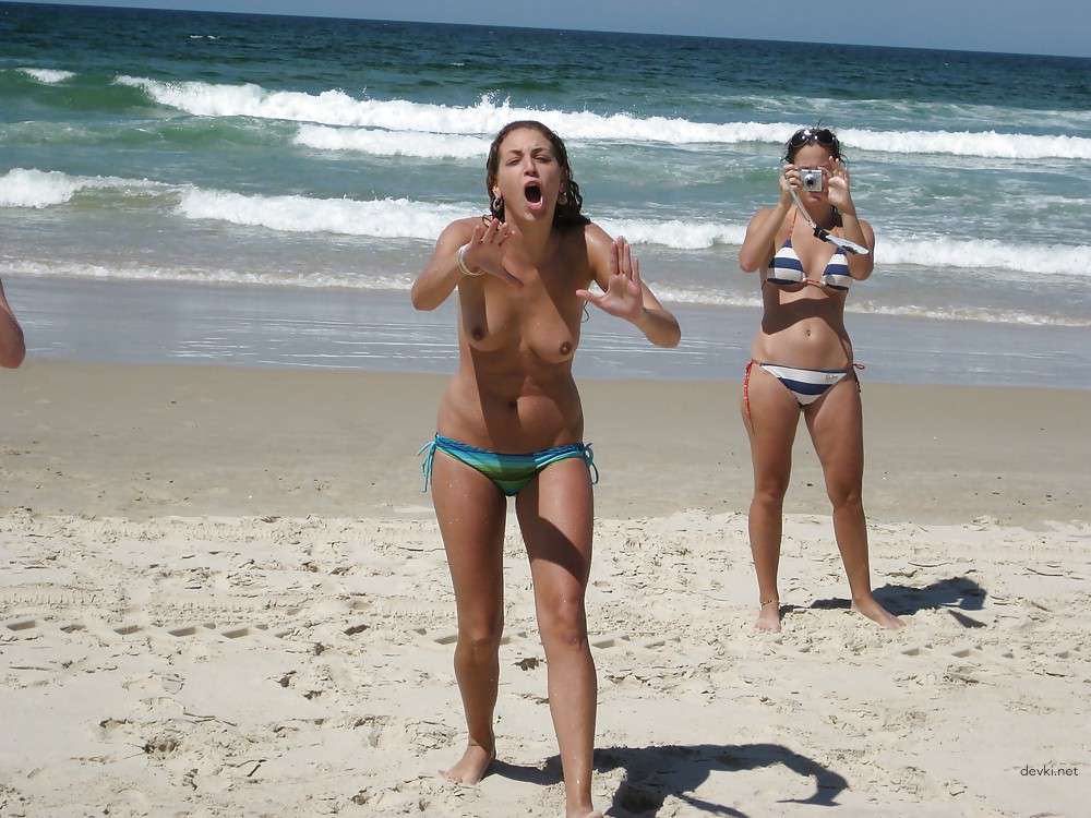 Explicit Amateur Photos of Girls: Uncensored and Unfiltered!