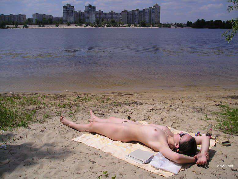 Explicit Amateur Personal Photo Collection - Uncensored Selfies & Intimate Shots