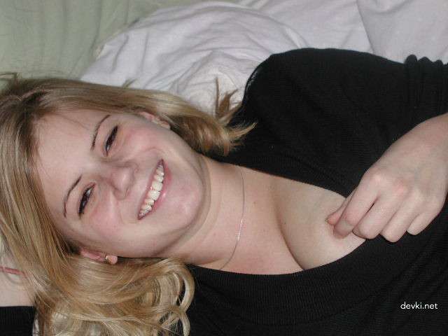 Evening Naughty Fun with Blonde Wife - Explicit Homemade Porn