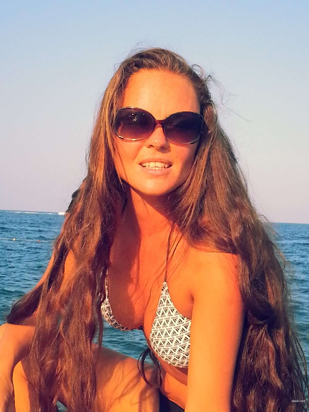 Amateur Vacation Photo: Explicit Beach Fun in the Sun