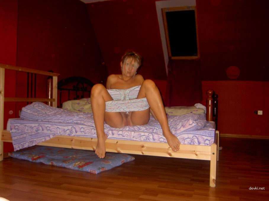 Explicit Amateur Sex Photos of a Cute Girl - XXX Nude Pictures