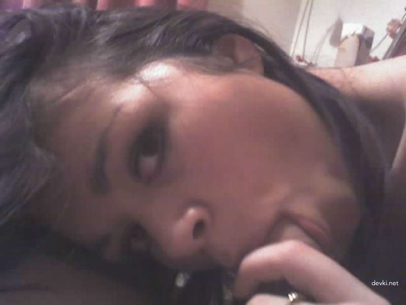 Sexy Brunette Babe Barely Legal Gives Blowjob