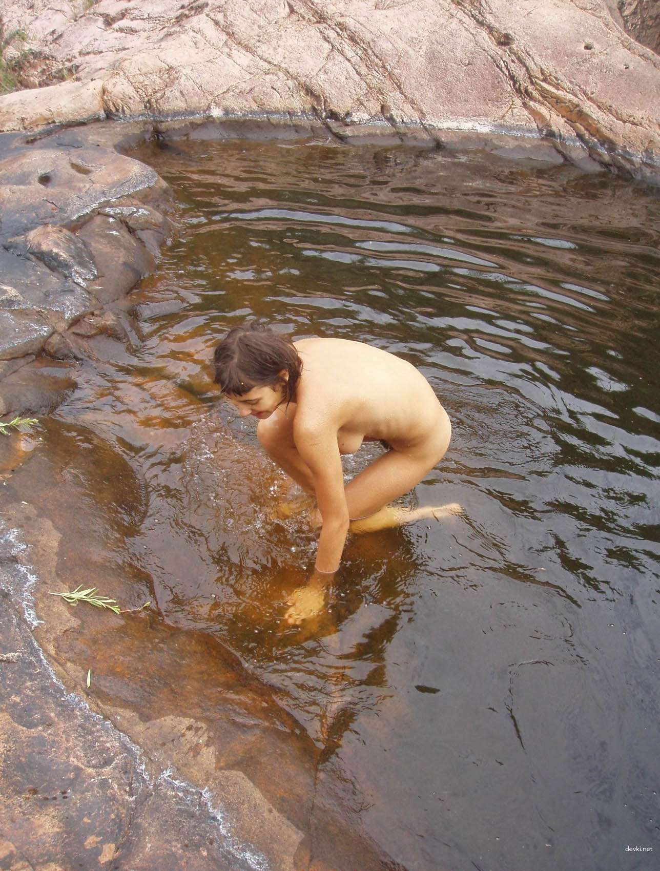 Raw Erotic Nude Amateur Girl - Uncensored Homemade Photo