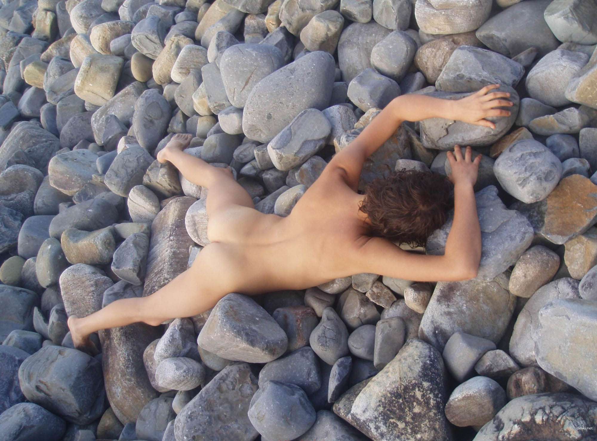 Raw Erotic Nude Amateur Girl - Uncensored Homemade Photo