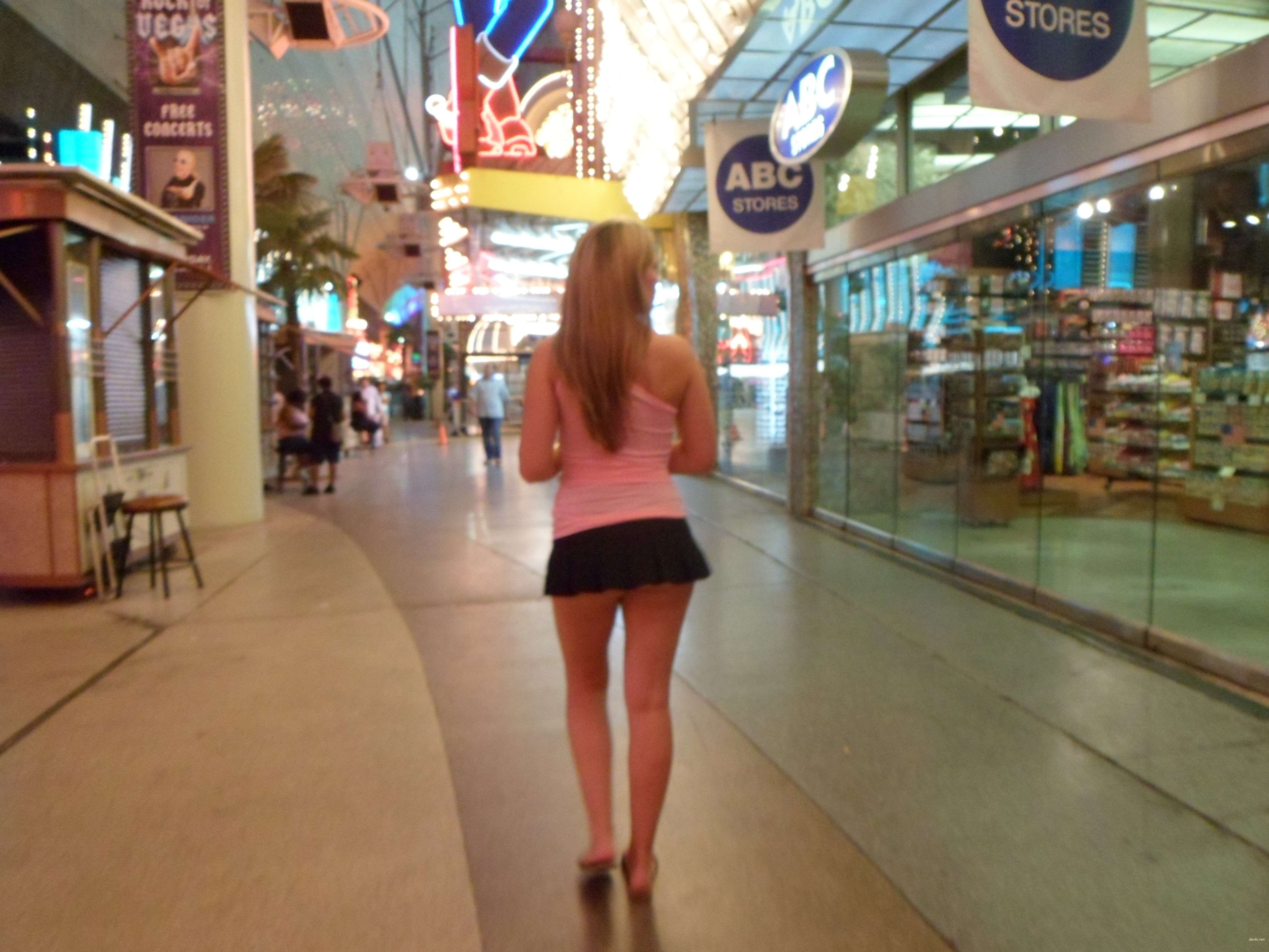 Public Flashing: Busty Girl Shows Off Her Assets in the City