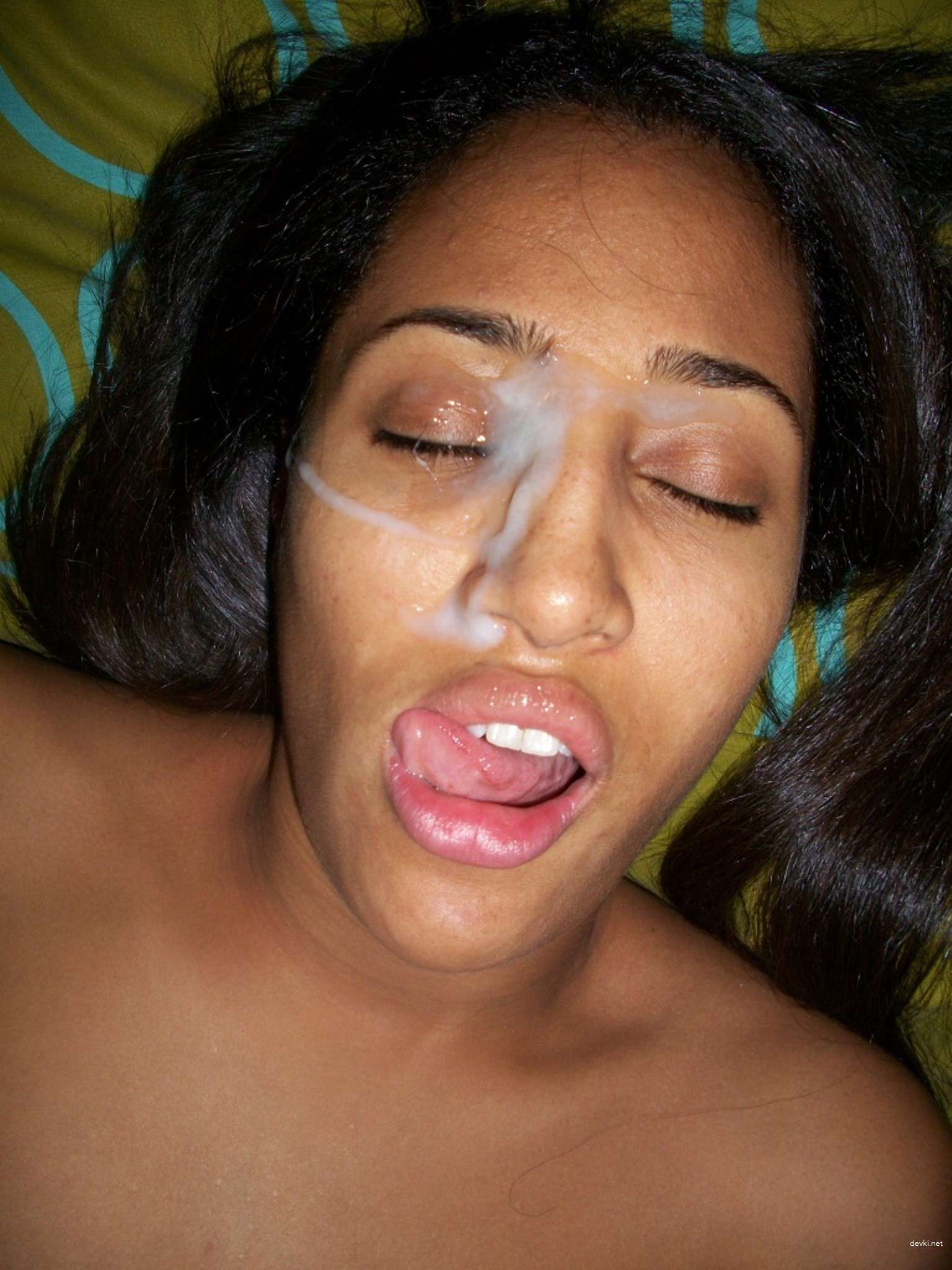 Sultry Mulatto Amateur Sex Photos - Explicit and Seductive!