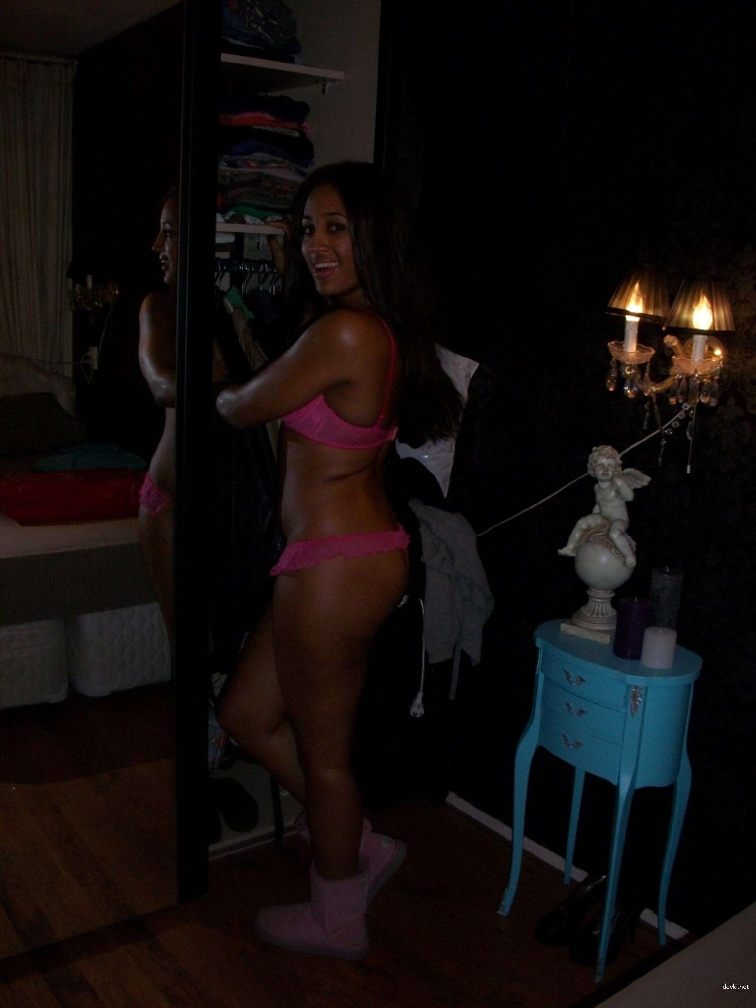 Sultry Mulatto Amateur Sex Photos - Explicit and Seductive!