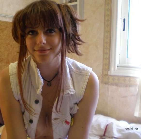 Explicit Nude Girls Collection (Part 4): Amateur Photos