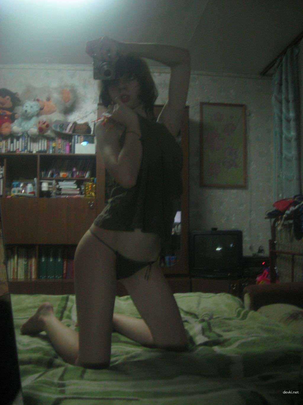 Amateur Mobile Phone Photo: Explicit and Bold Images for Adults