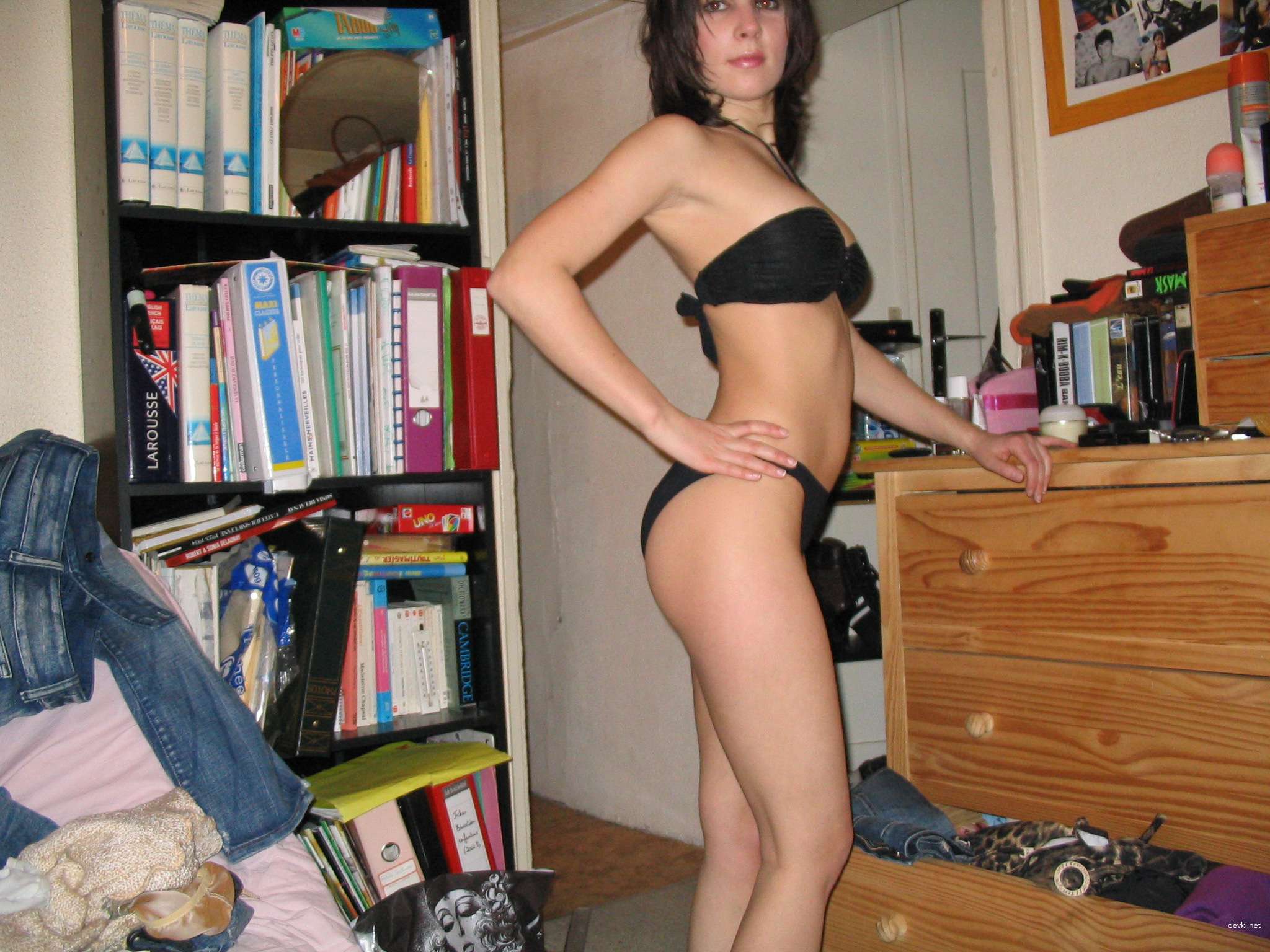 Naked Brunettes in Private Photo - Explicit Amateur Porn